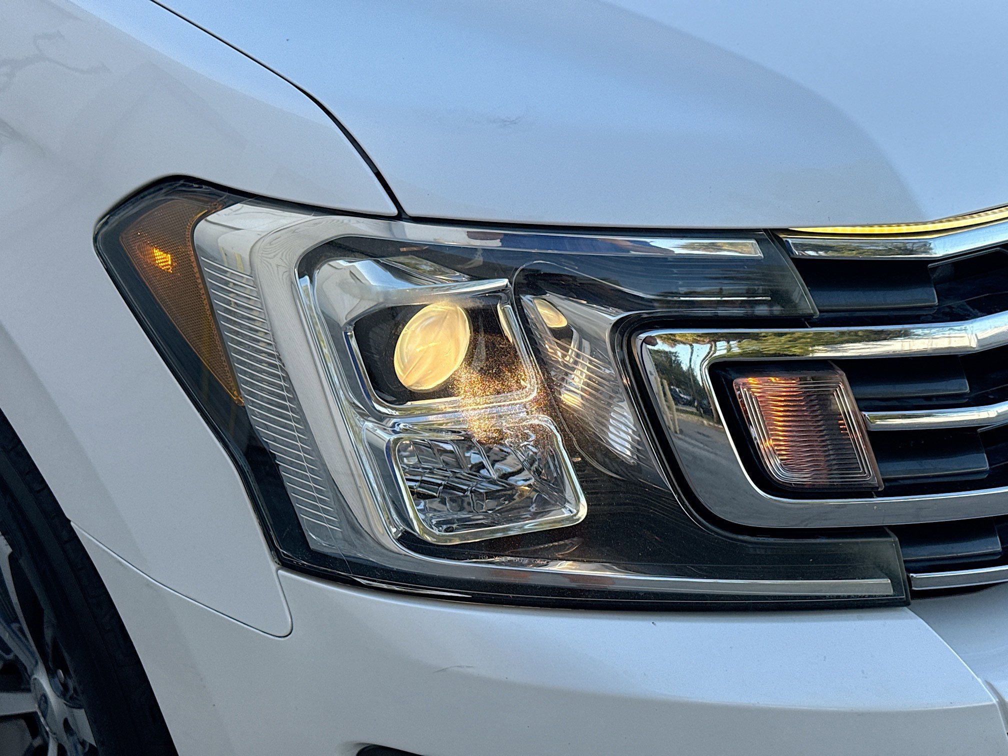 Used 2018 Ford Expedition Max XLT w/ Equipment Group 202A image 34