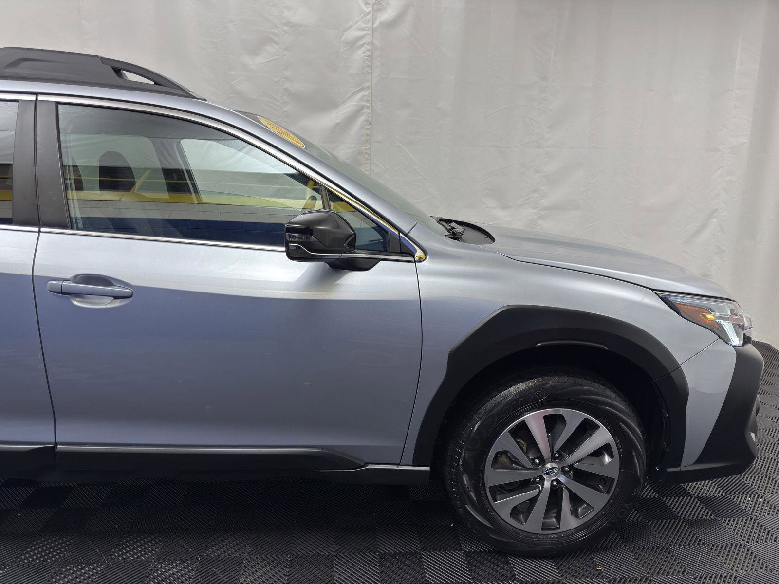 Used 2024 Subaru Outback Premium image 11