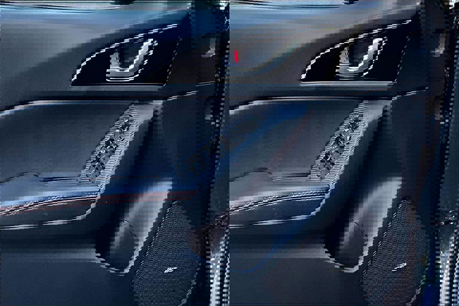 Used 2016 MAZDA MAZDA3 s Grand Touring image 22