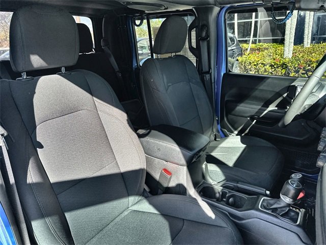 Used 2023 Jeep Gladiator Willys image 28