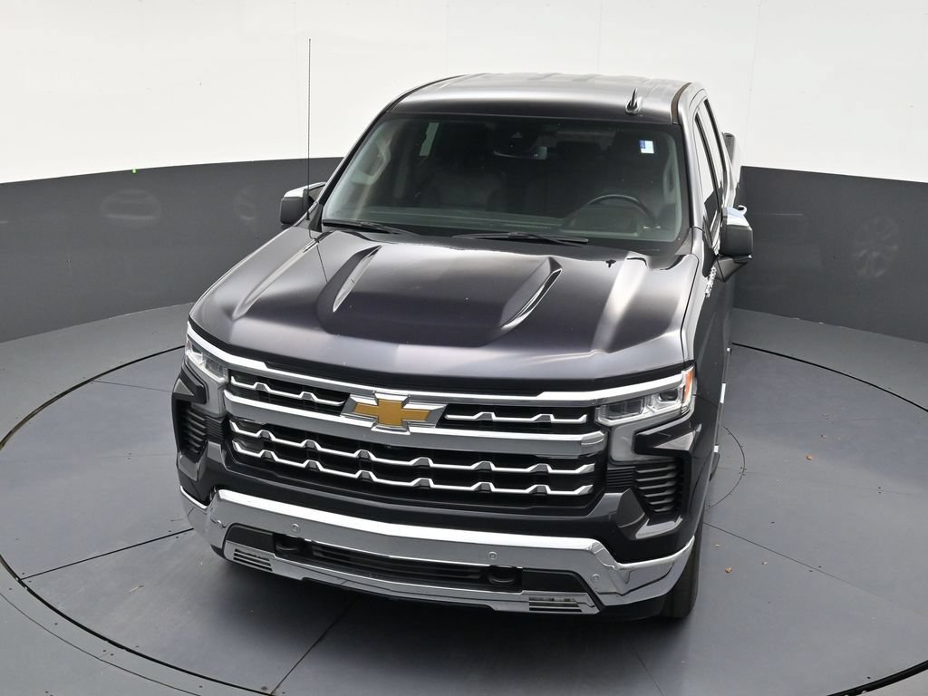 Used 2024 Chevrolet Silverado 1500 LTZ RWD image 18