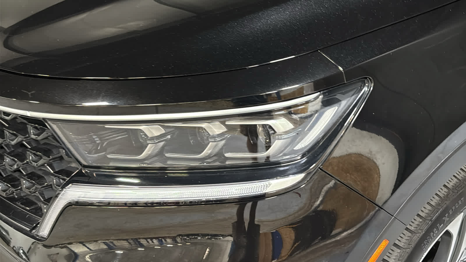 Used 2023 Kia Sorento SX Prestige w/ Panoramic Sunroof Package AWD/4WD image 7