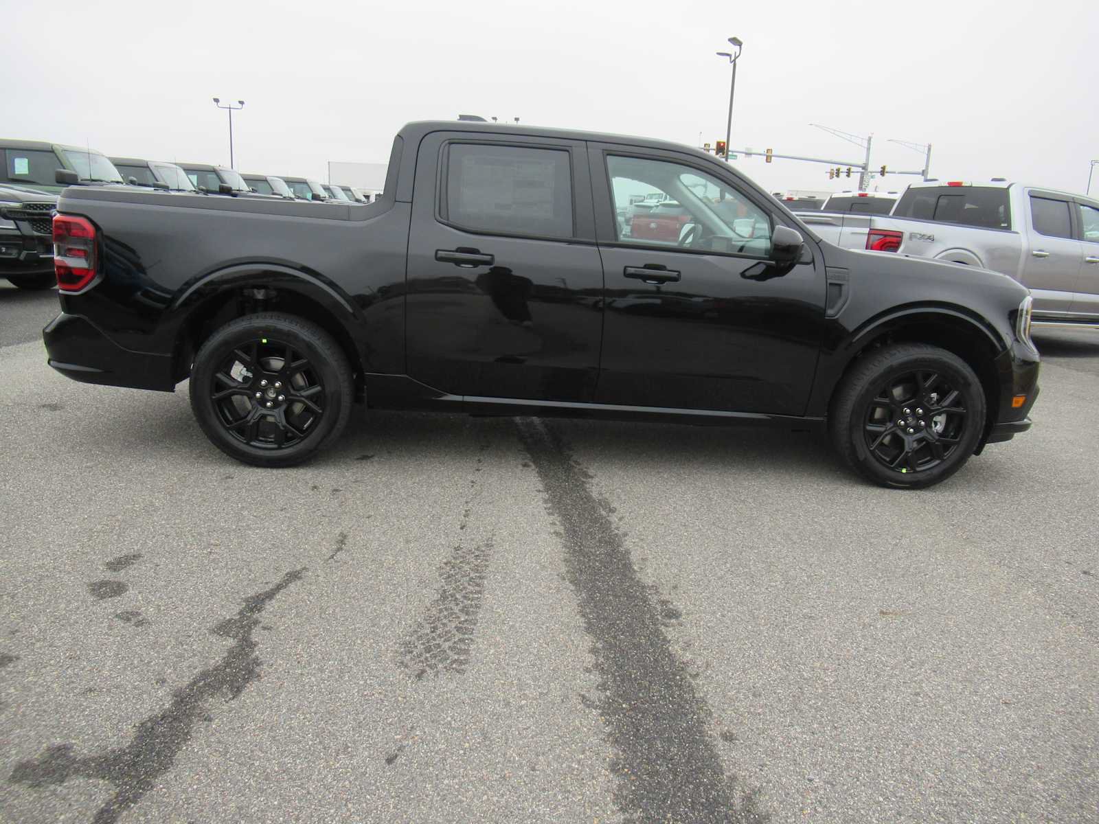 New 2026 Ford Maverick Lobo AWD/4WD image 4