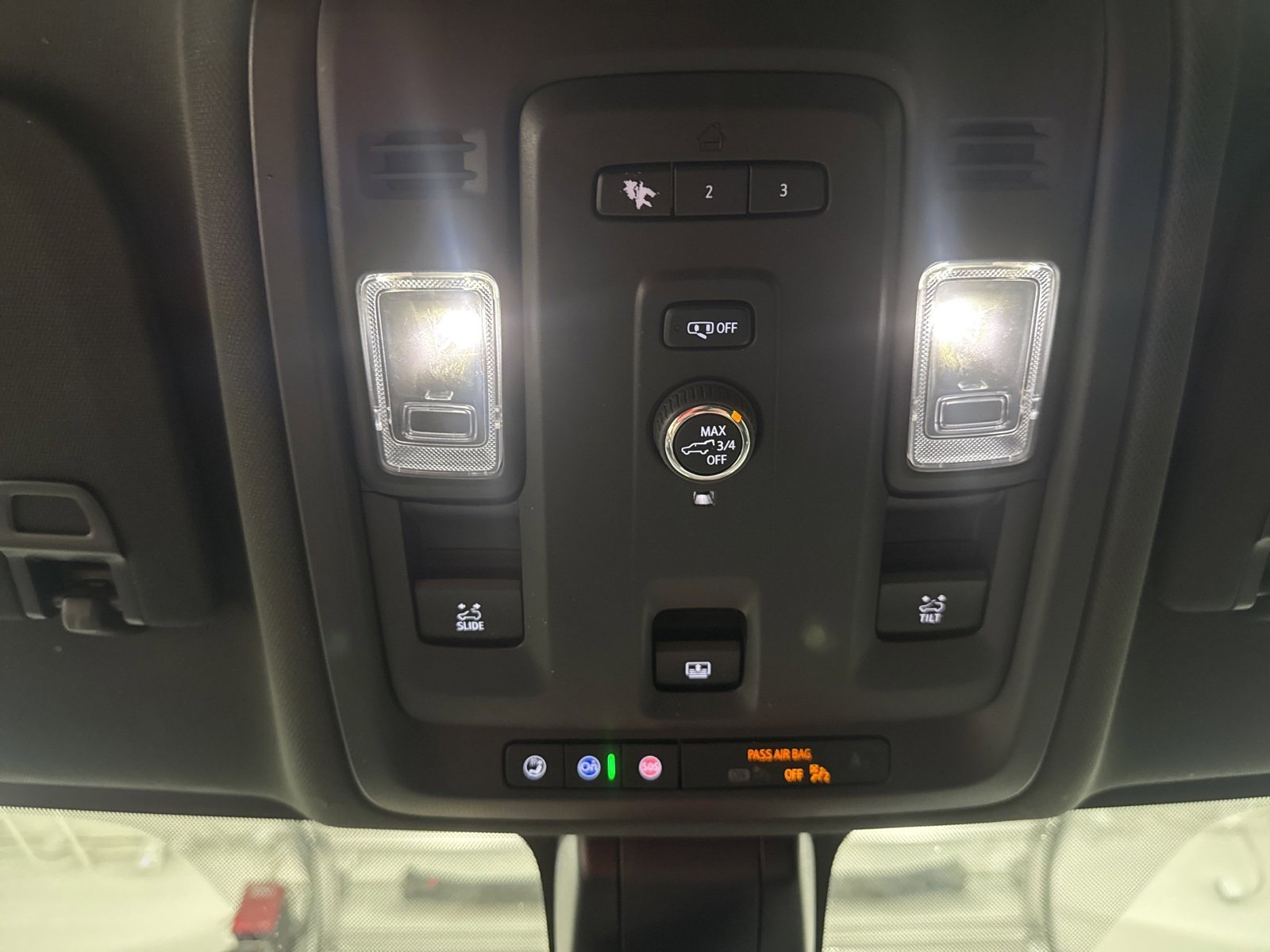 Used 2021 Chevrolet Tahoe Z71 w/ Rear Media and Nav Package image 23