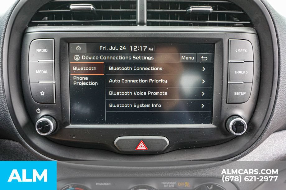 Used 2025 Kia Soul LX w/ LX Technology Package FWD image 36