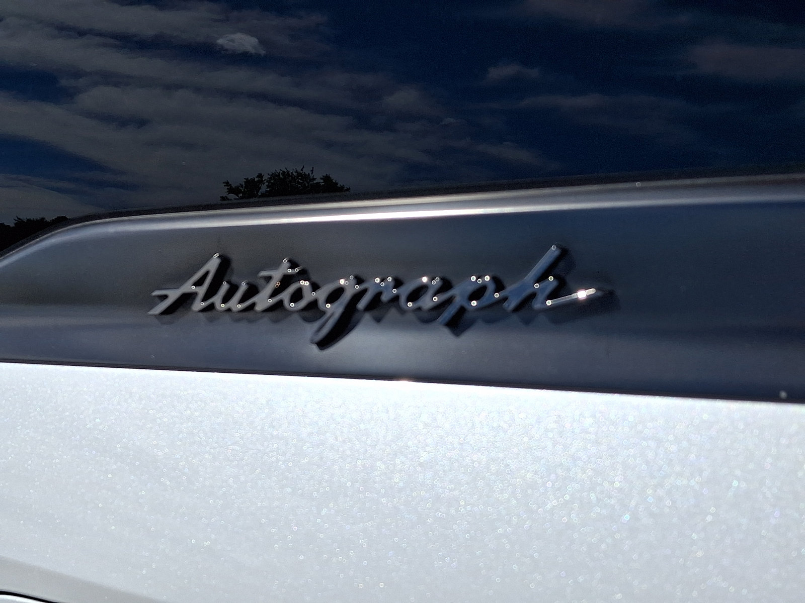 Used 2025 INFINITI QX80 Autograph w/ Premium Cargo Package AWD/4WD image 35