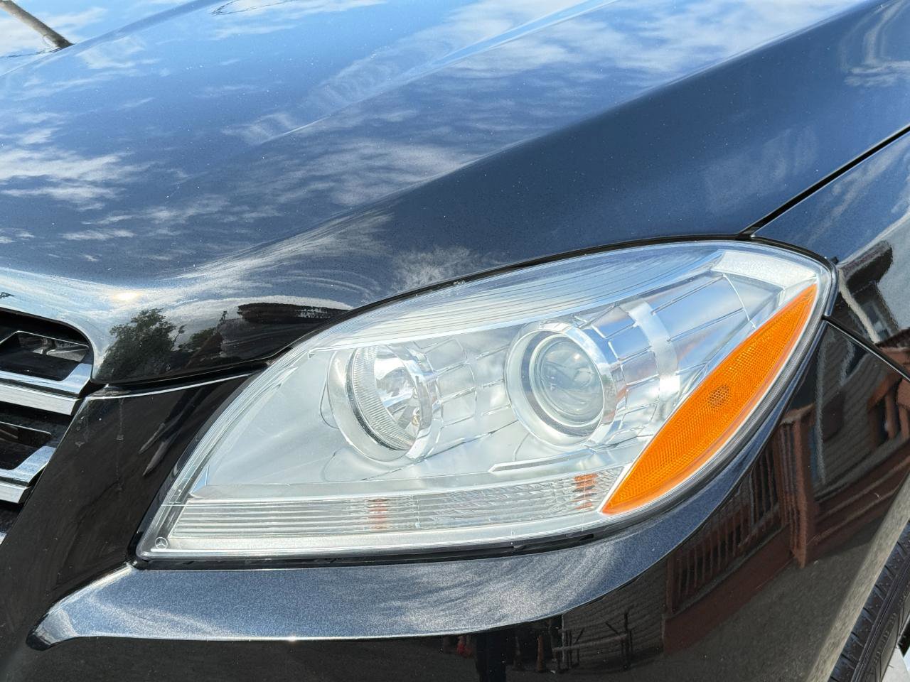 Used 2015 Mercedes-Benz ML 350 4MATIC w/ Premium 1 Package image 9