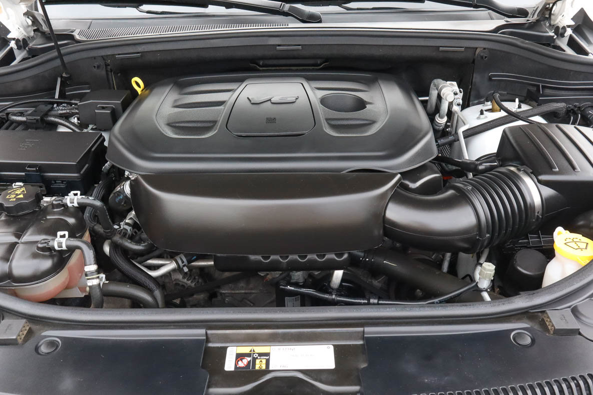 Used 2019 Jeep Grand Cherokee Overland AWD/4WD image 19