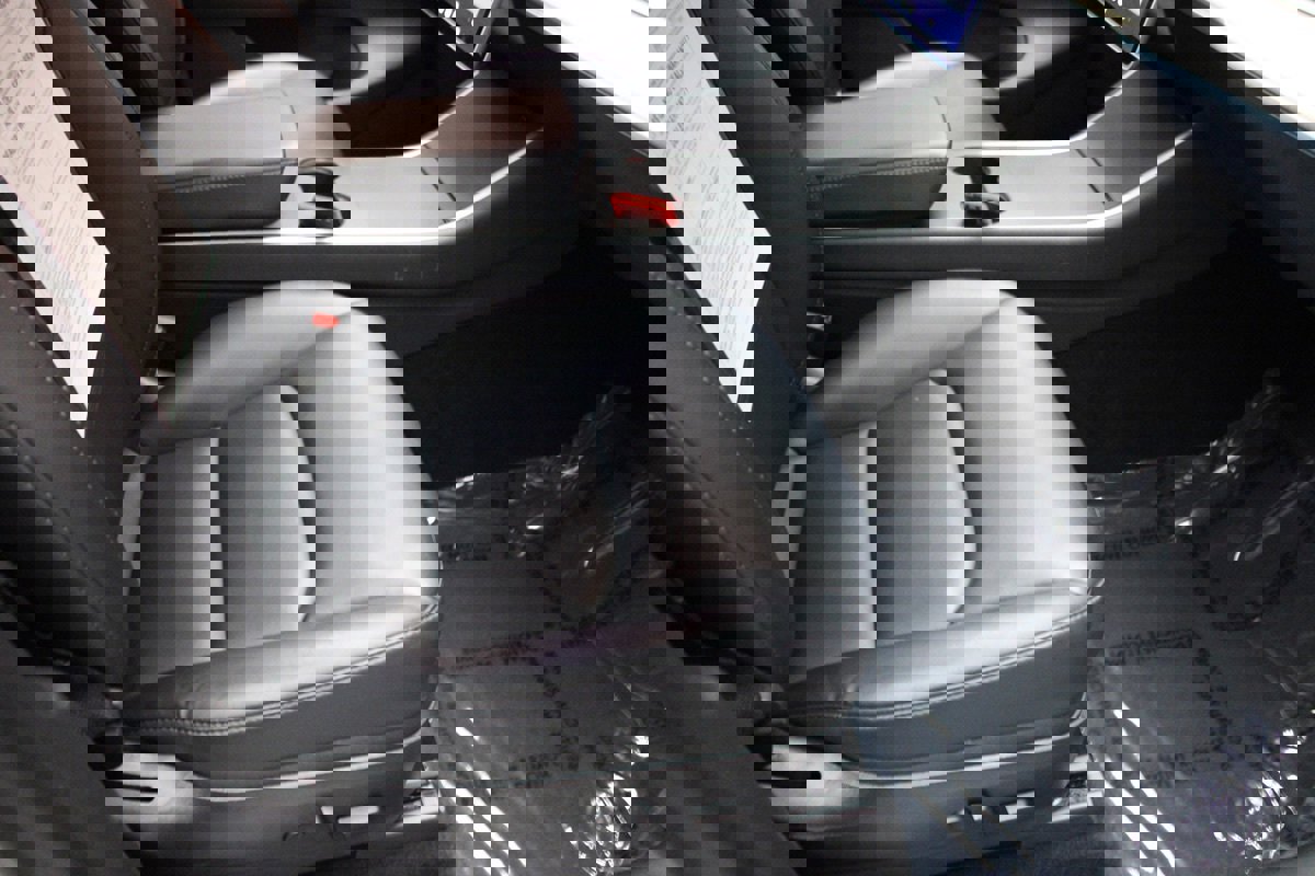 Used 2020 Tesla Model Y Performance image 31