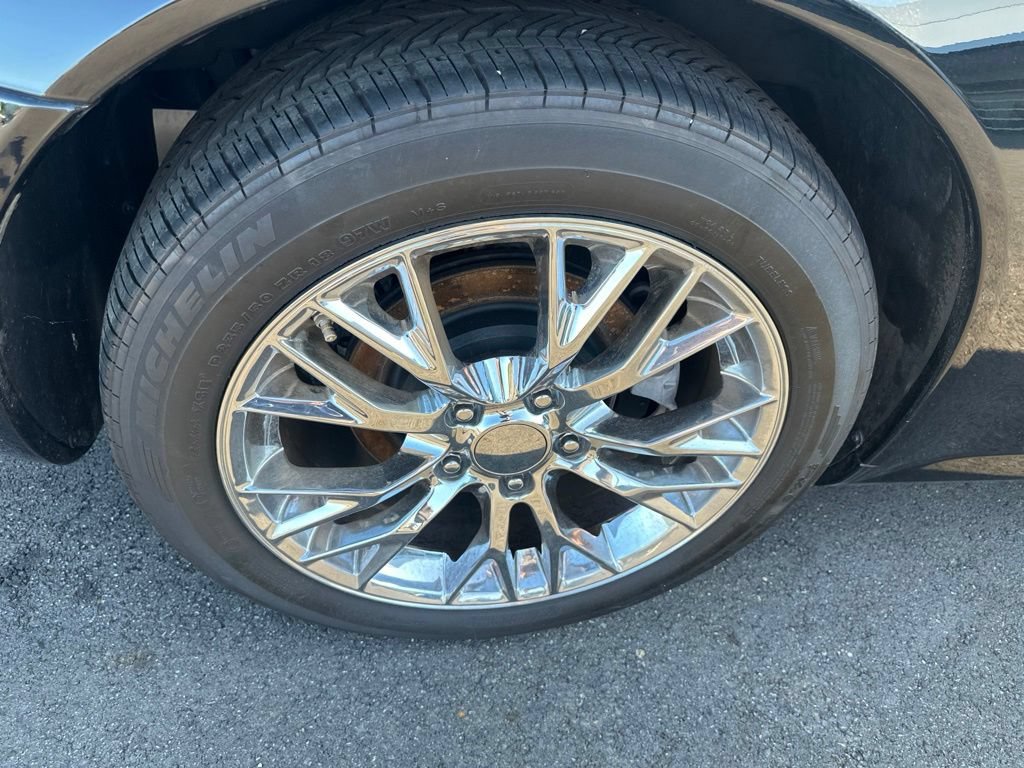 Used 2005 Cadillac XLR RWD image 12