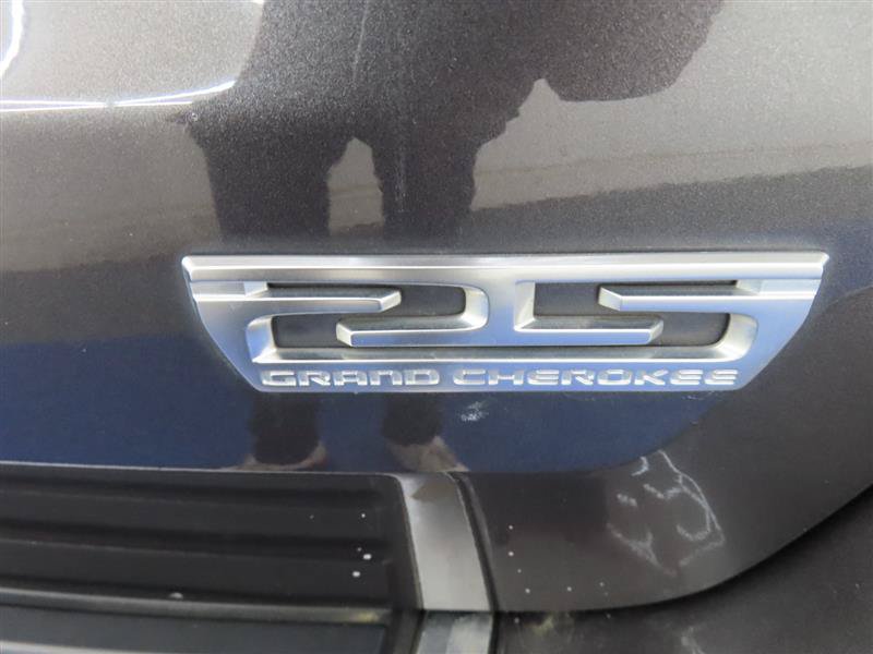 Used 2018 Jeep Grand Cherokee Limited AWD/4WD image 14