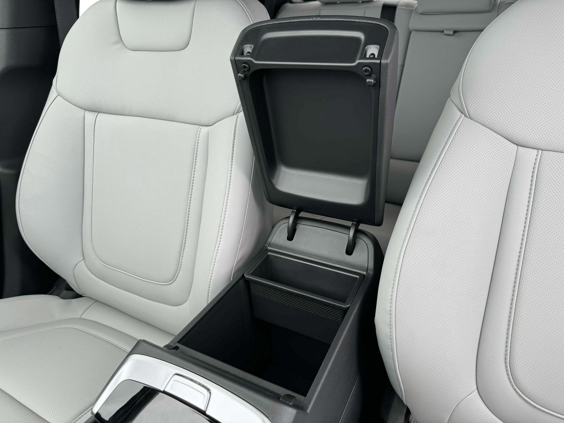 New 2025 Hyundai Santa Cruz SEL image 18