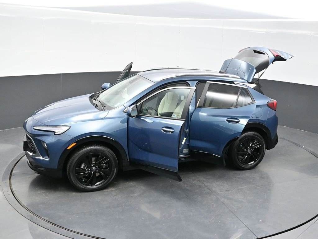 Used 2024 Buick Encore GX Sport Touring image 36