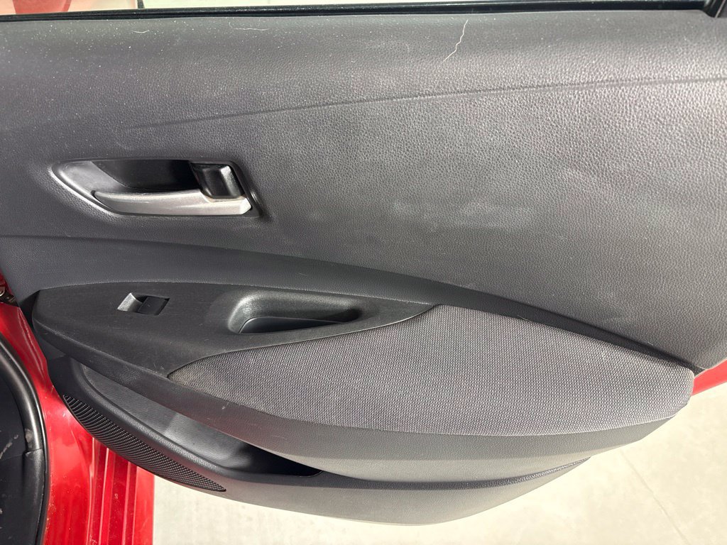 Used 2020 Toyota Corolla LE w/ Carpet Mat Package (TMS) FWD image 16
