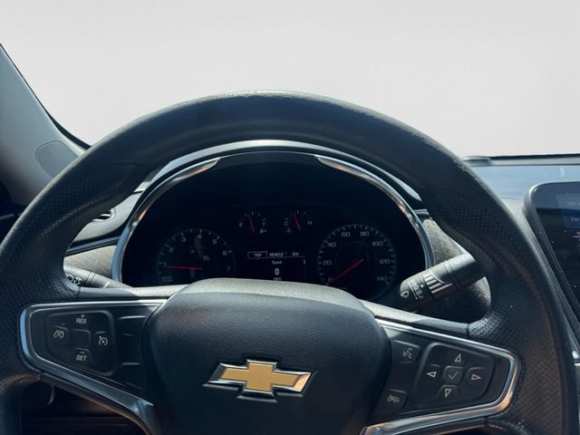 Used 2021 Chevrolet Malibu LT FWD image 13