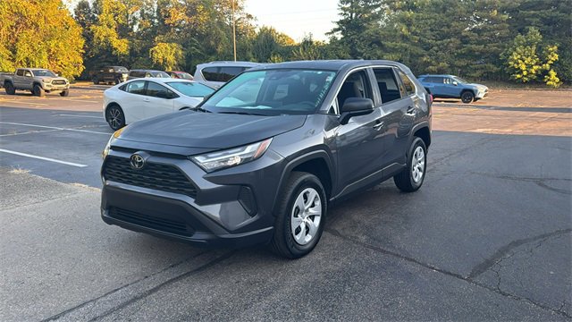 Used 2024 Toyota RAV4 LE image 2