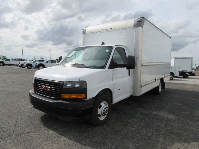 Used 2022 GMC Savana 3500 Extended w/ Power Convenience Package RWD image 7