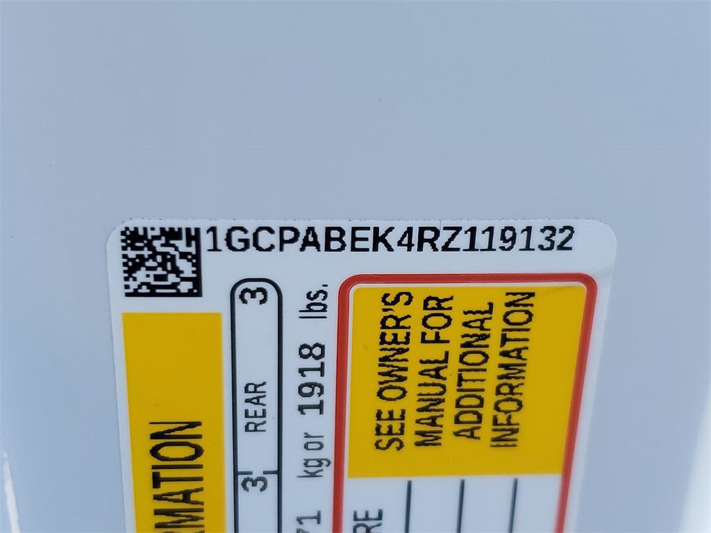 Certified 2024 Chevrolet Silverado 1500 Custom image 34