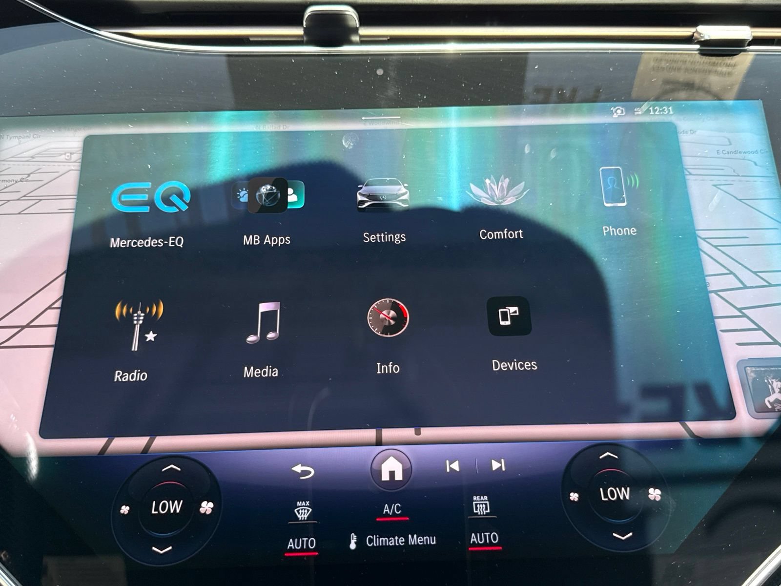 Used 2022 Mercedes-Benz EQS 580 4MATIC Sedan image 35
