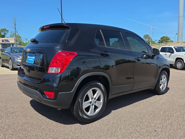 Used 2020 Chevrolet Trax LS w/ Tint and Cruise Package image 3