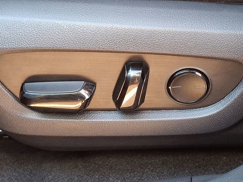 Used 2025 Lexus RX 350h w/ Convenience Package image 9