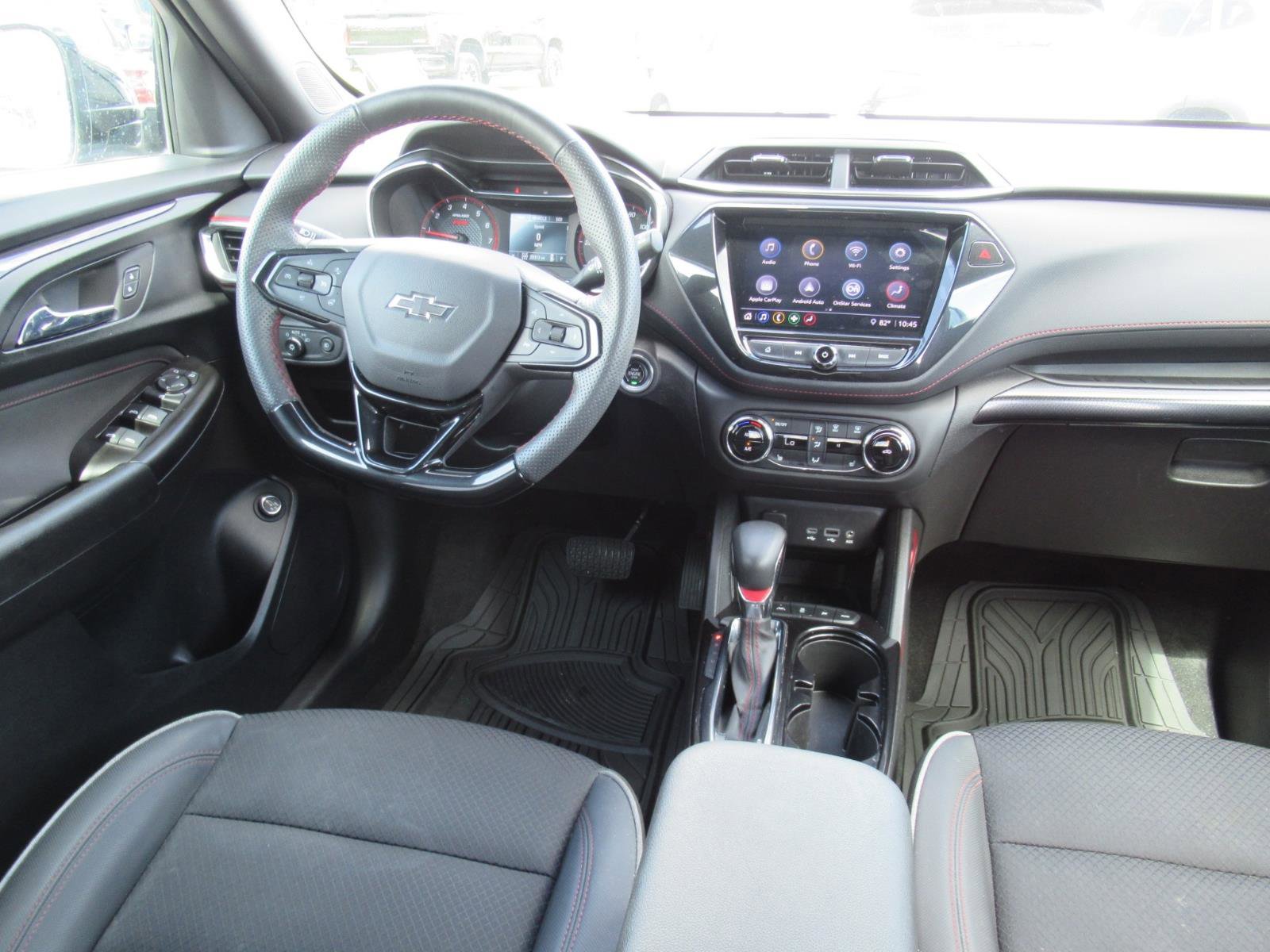 Used 2023 Chevrolet TrailBlazer RS w/ Sun and Liftgate Package AWD/4WD image 13