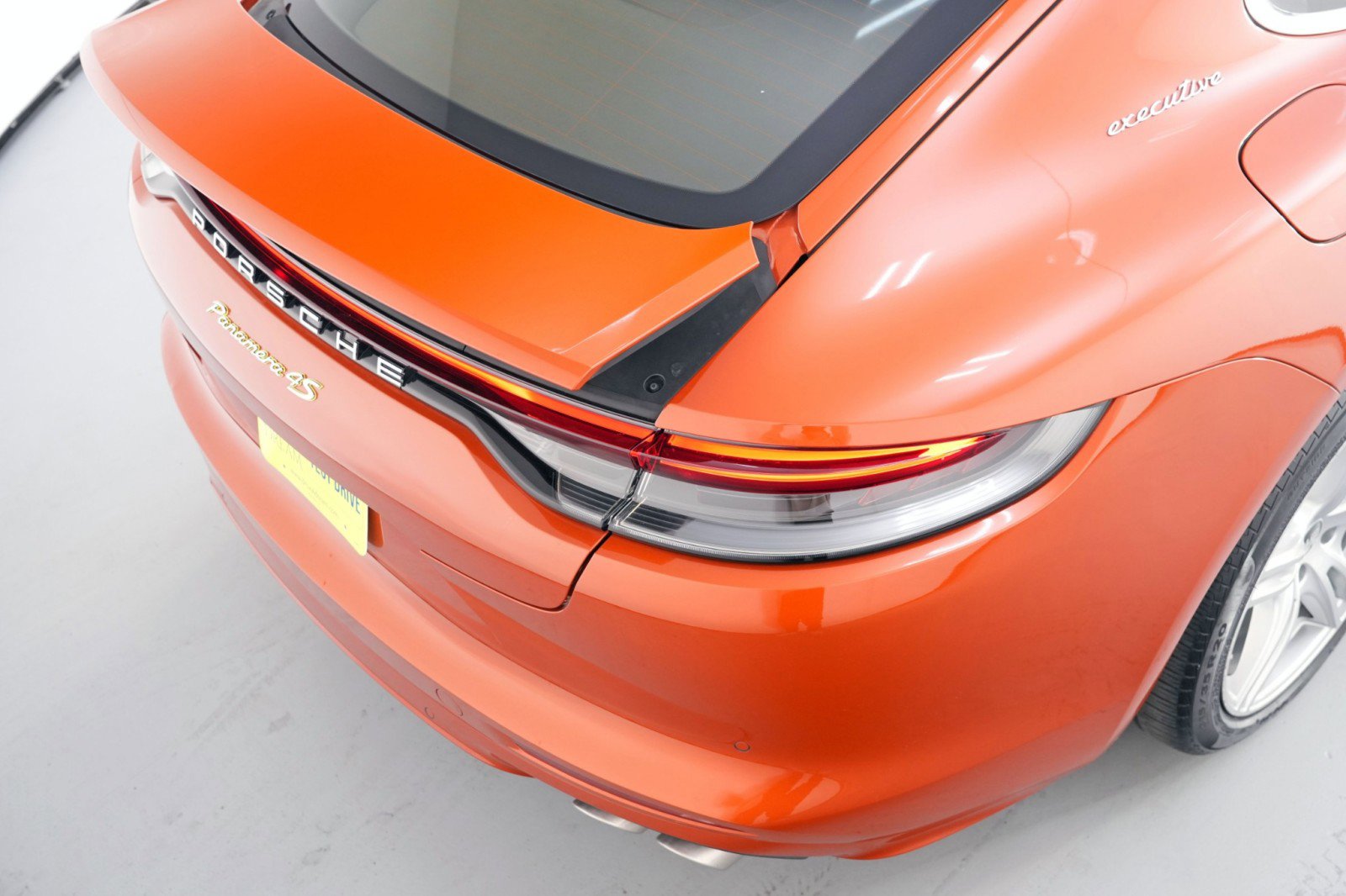 Used 2022 Porsche Panamera 4S Executive image 64