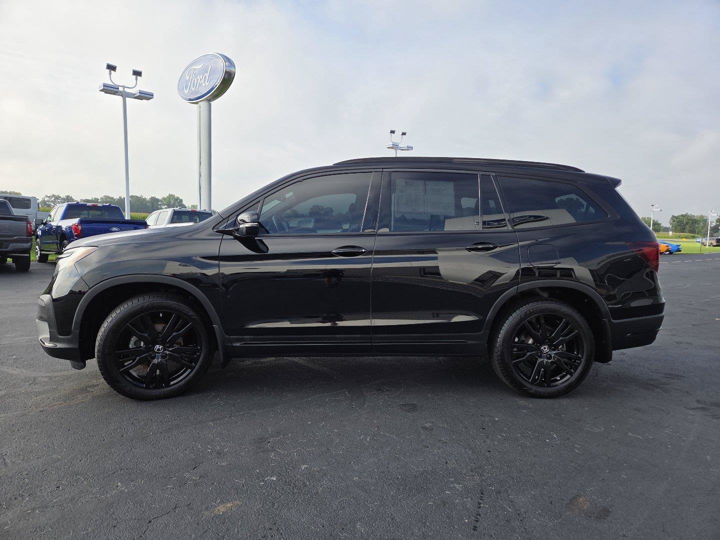 Used 2021 Honda Pilot Black Edition image 14