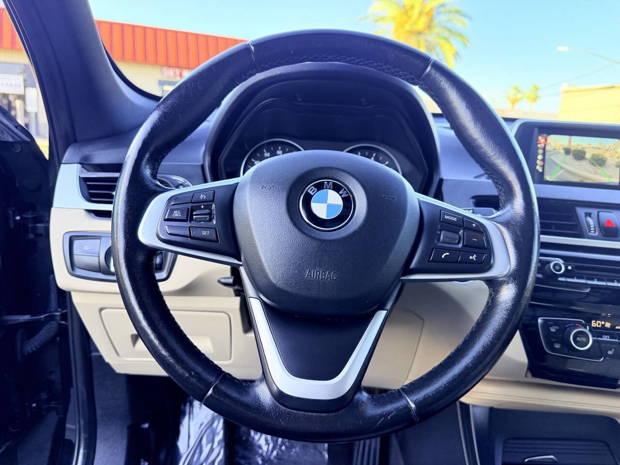 Used 2017 BMW X1 xDrive28i AWD/4WD image 14
