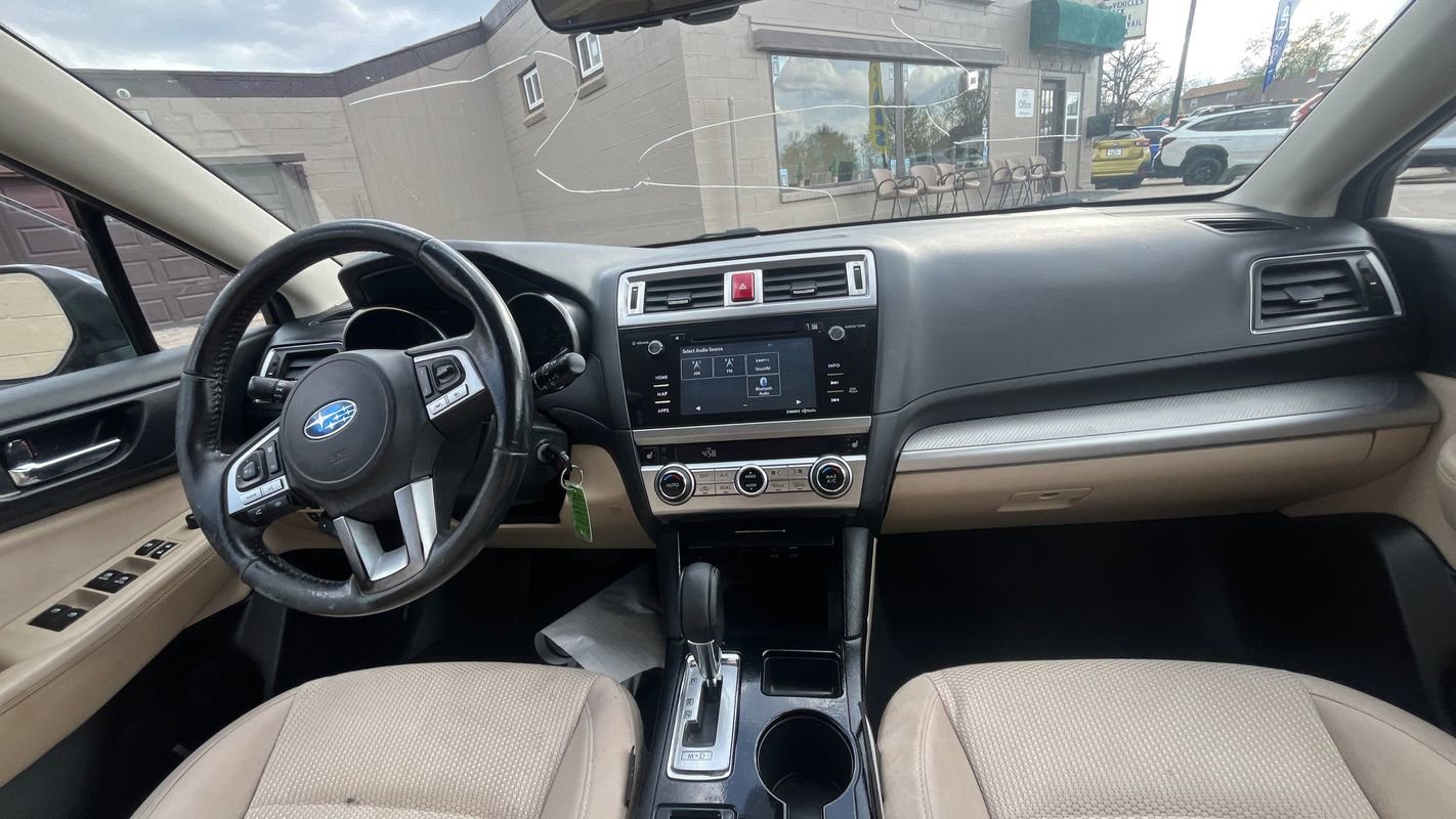 Used 2017 Subaru Outback 2.5i Premium AWD/4WD image 9