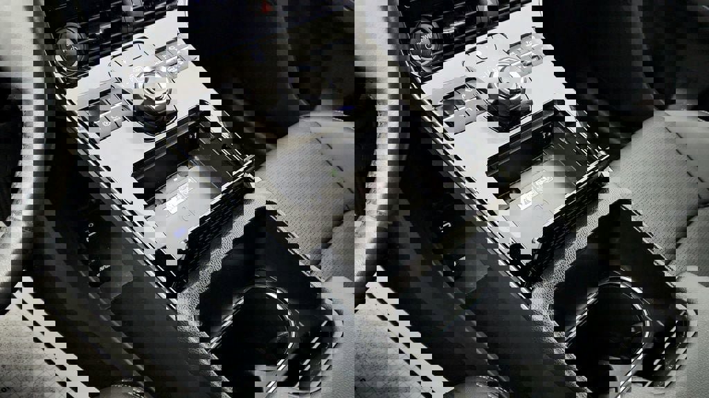 Used 2023 Subaru Solterra AWD image 16