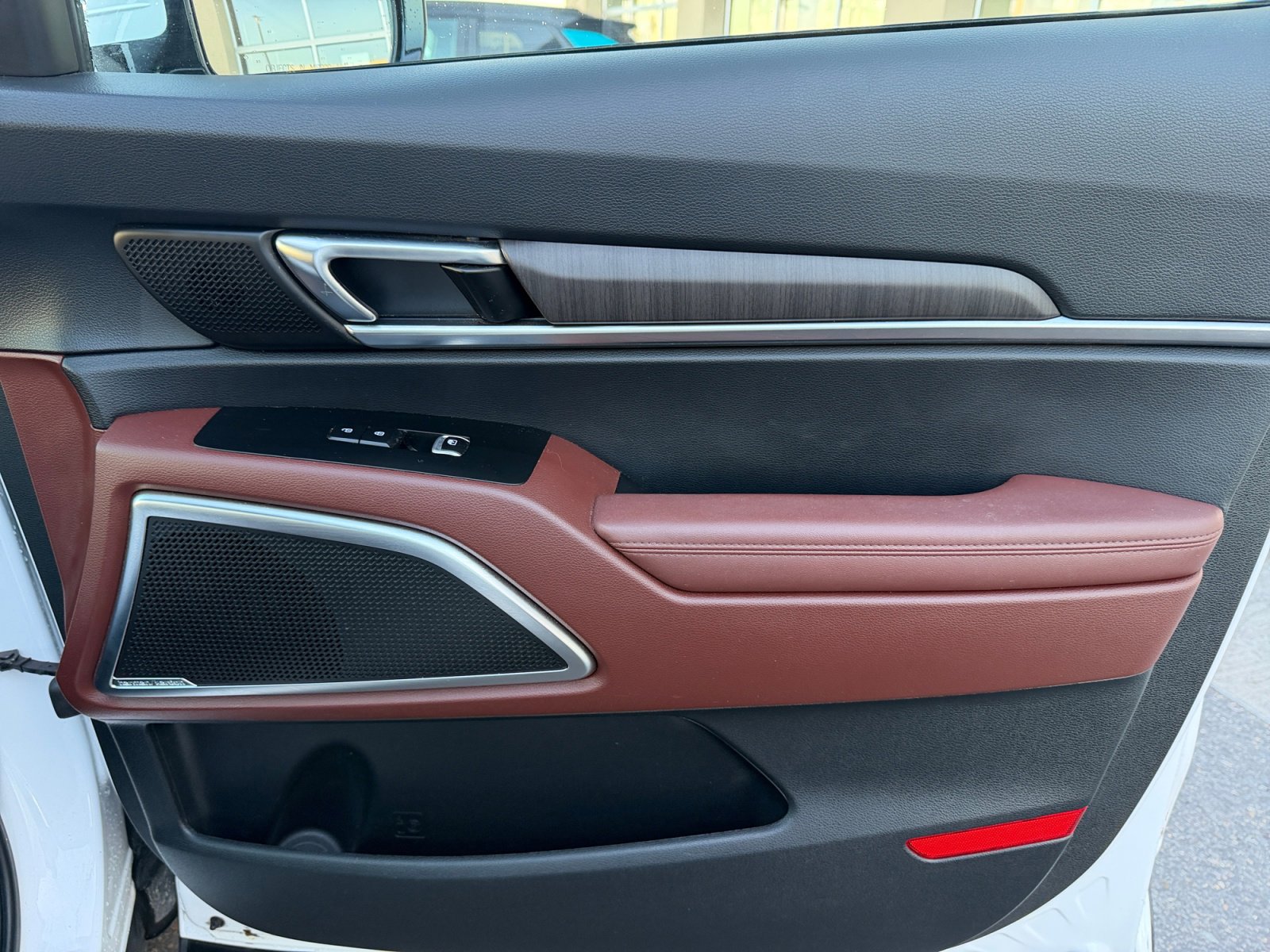 Used 2024 Kia Telluride SX Prestige image 16