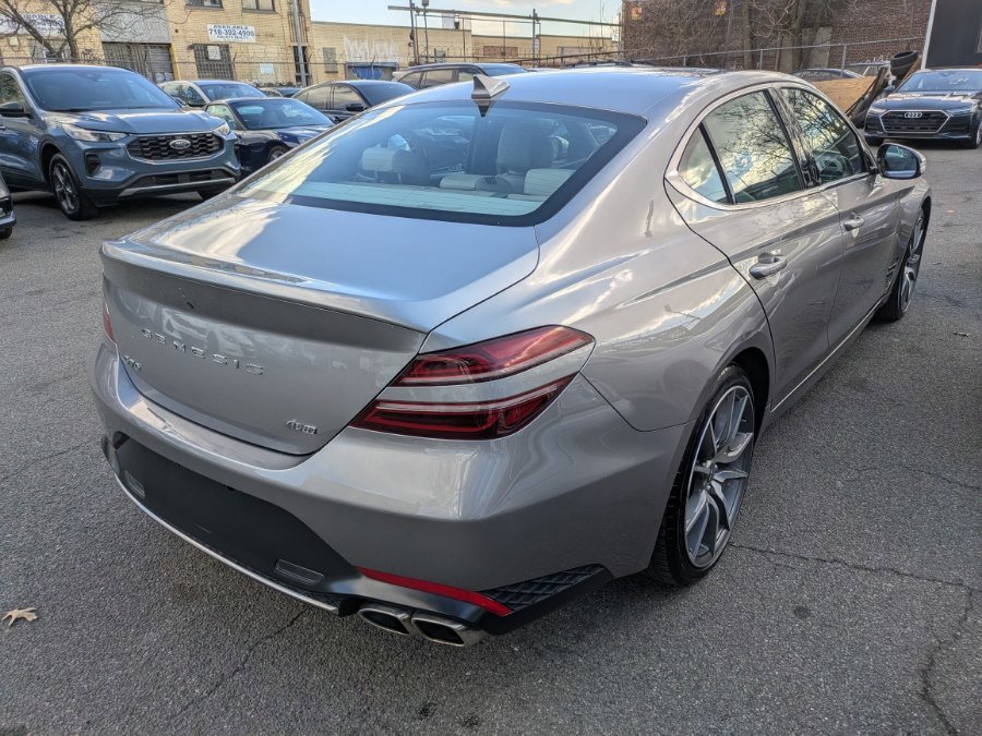 Used 2023 Genesis G70 2.0T AWD/4WD image 6