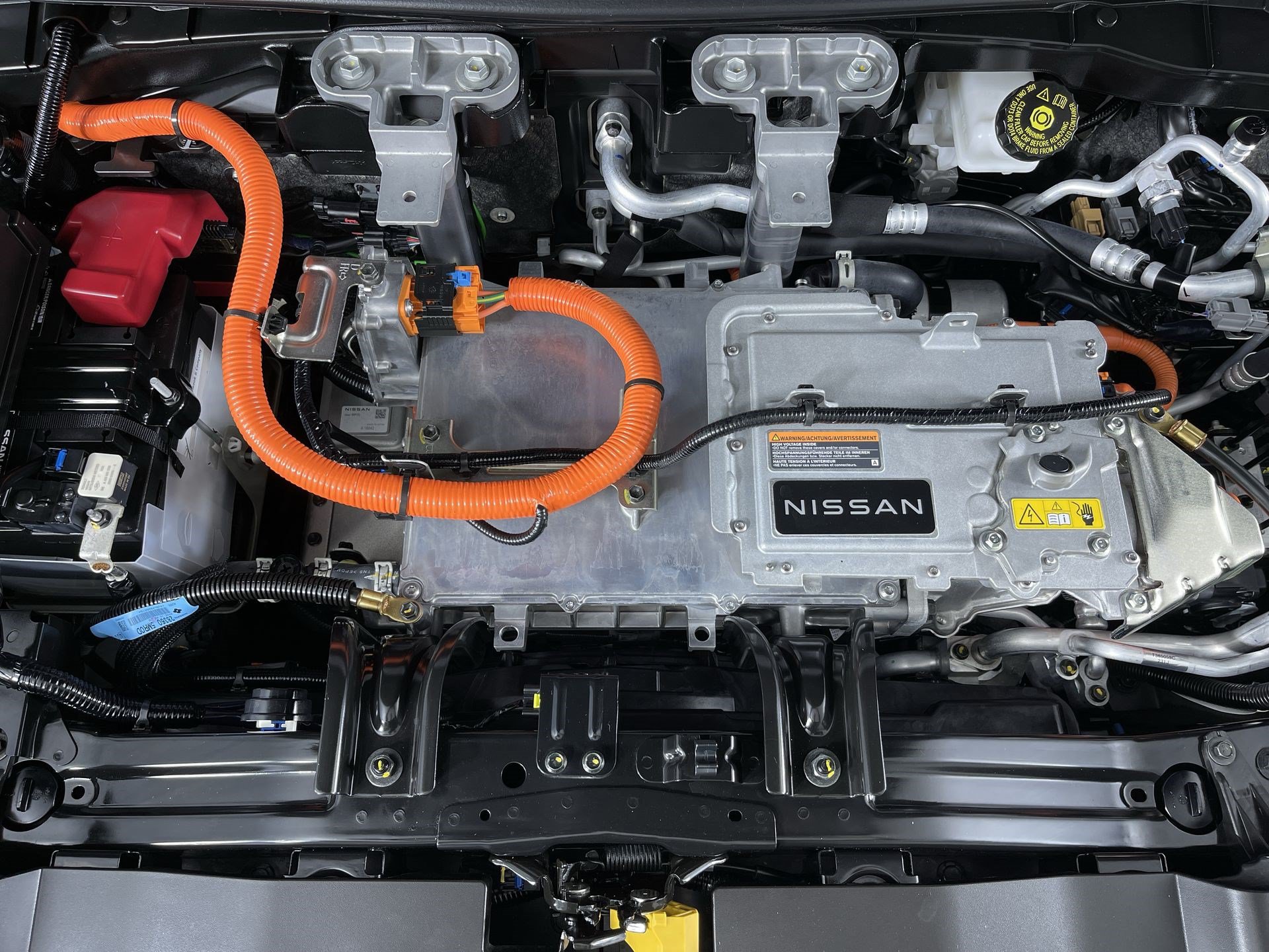 Certified 2024 Nissan Ariya AWD image 28