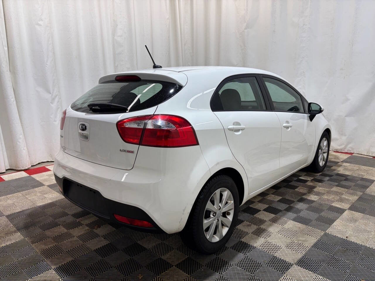 Used 2014 Kia Rio EX w/ Convenience Package image 6