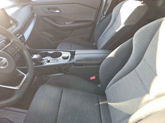 Certified 2021 Nissan Rogue SV image 7