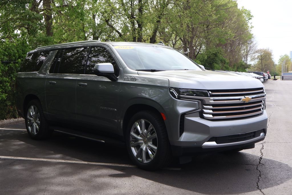 Used 2024 Chevrolet Suburban High Country w/ Max Trailering Package AWD/4WD image 10