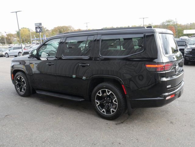 Used 2025 Jeep Wagoneer Series II AWD/4WD image 7