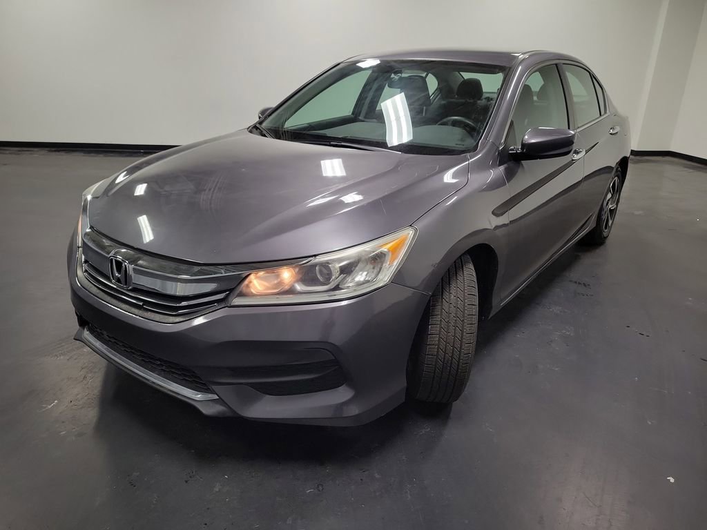 Used 2017 Honda Accord LX image 4