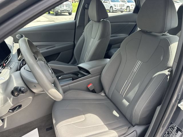 Used 2024 Hyundai Elantra SEL FWD image 15