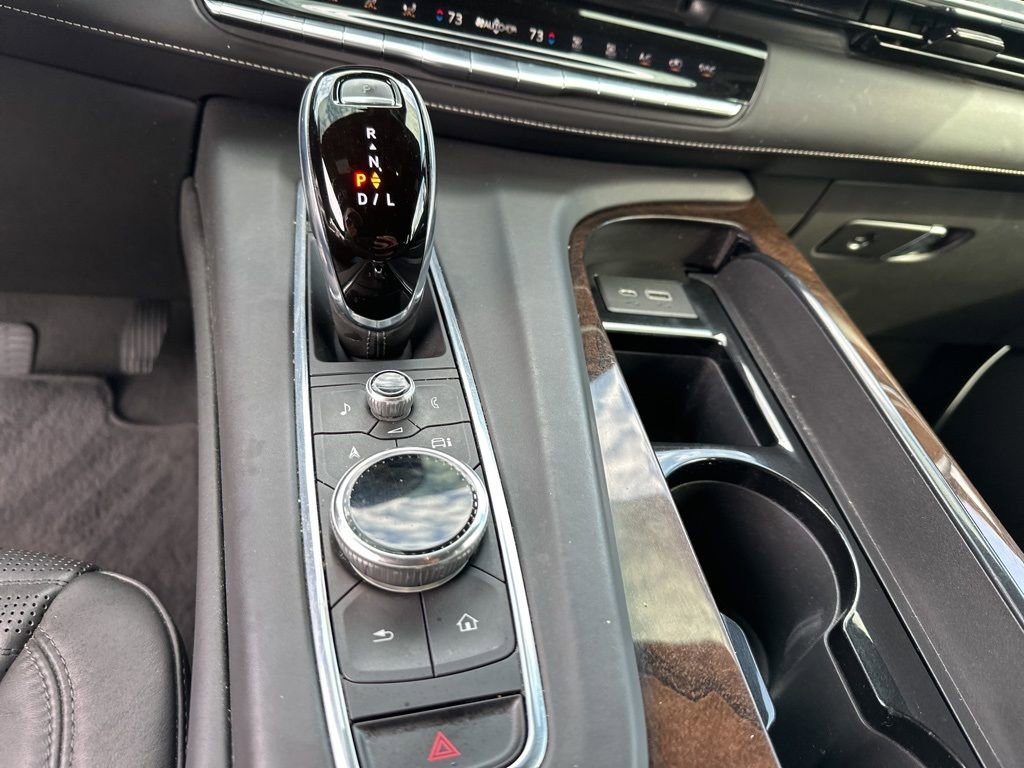 Used 2021 Cadillac Escalade ESV Sport Platinum image 25