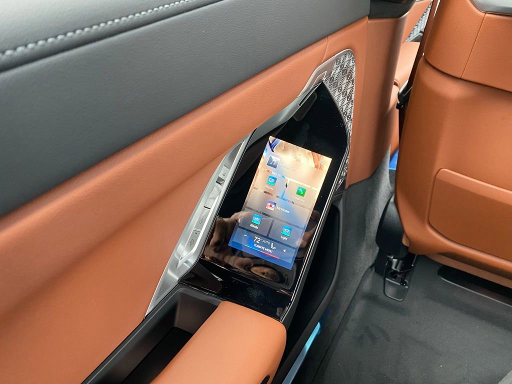 New 2026 BMW 760i xDrive w/ Executive Package image 8