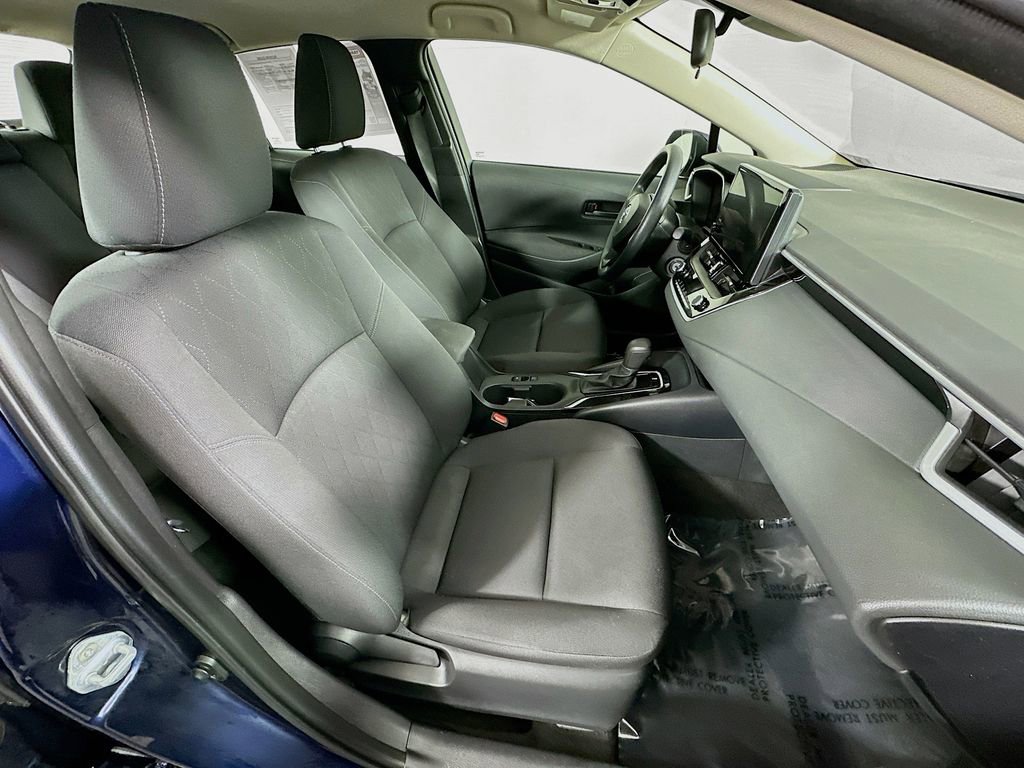 Used 2024 Toyota Corolla LE image 32