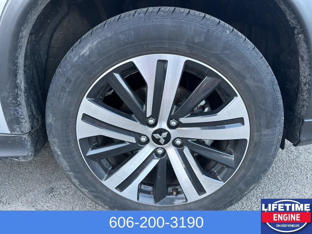 Used 2025 Mitsubishi Outlander Sport ES AWD/4WD image 13