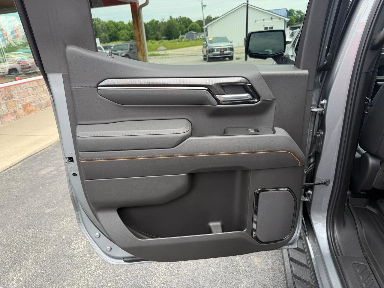 Used 2026 GMC Sierra 1500 AT4 w/ AT4 Premium Package AWD/4WD image 18