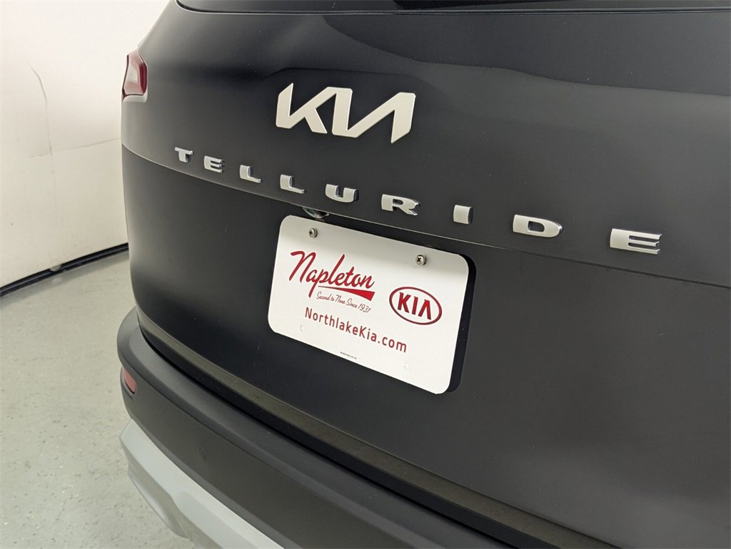 Used 2022 Kia Telluride LX image 8