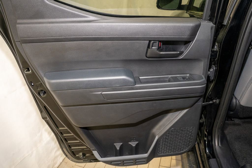 Certified 2025 Toyota Tacoma SR5 image 8