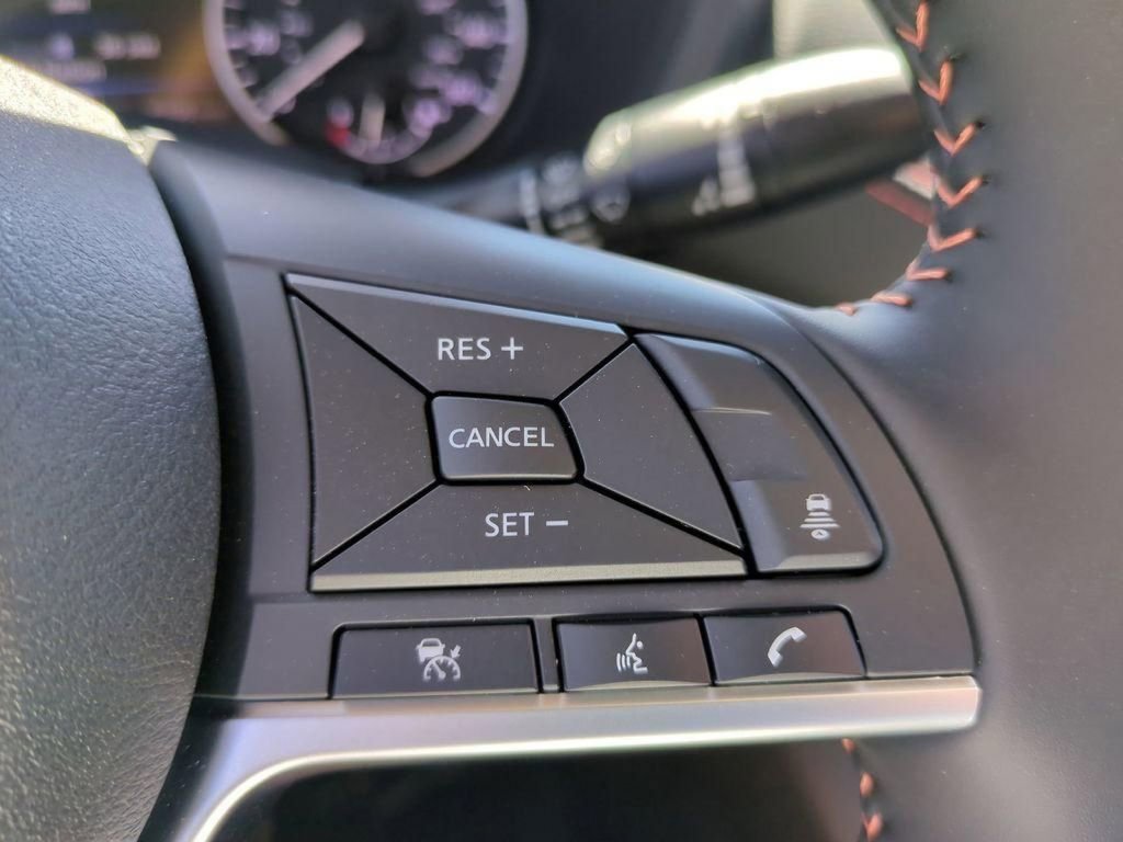 New 2025 Nissan Sentra SR w/ Midnight Edition image 11