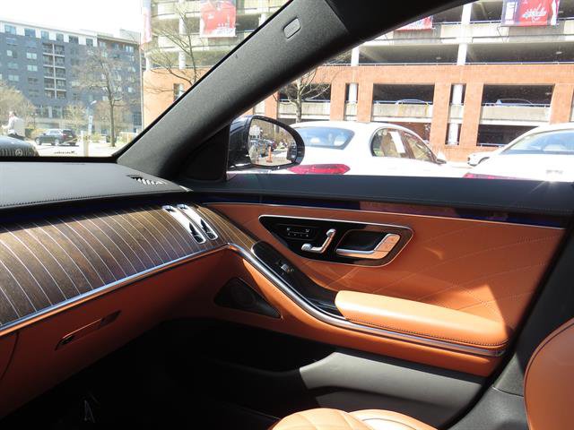 Used 2023 Mercedes-Benz S 580 4MATIC Sedan image 19