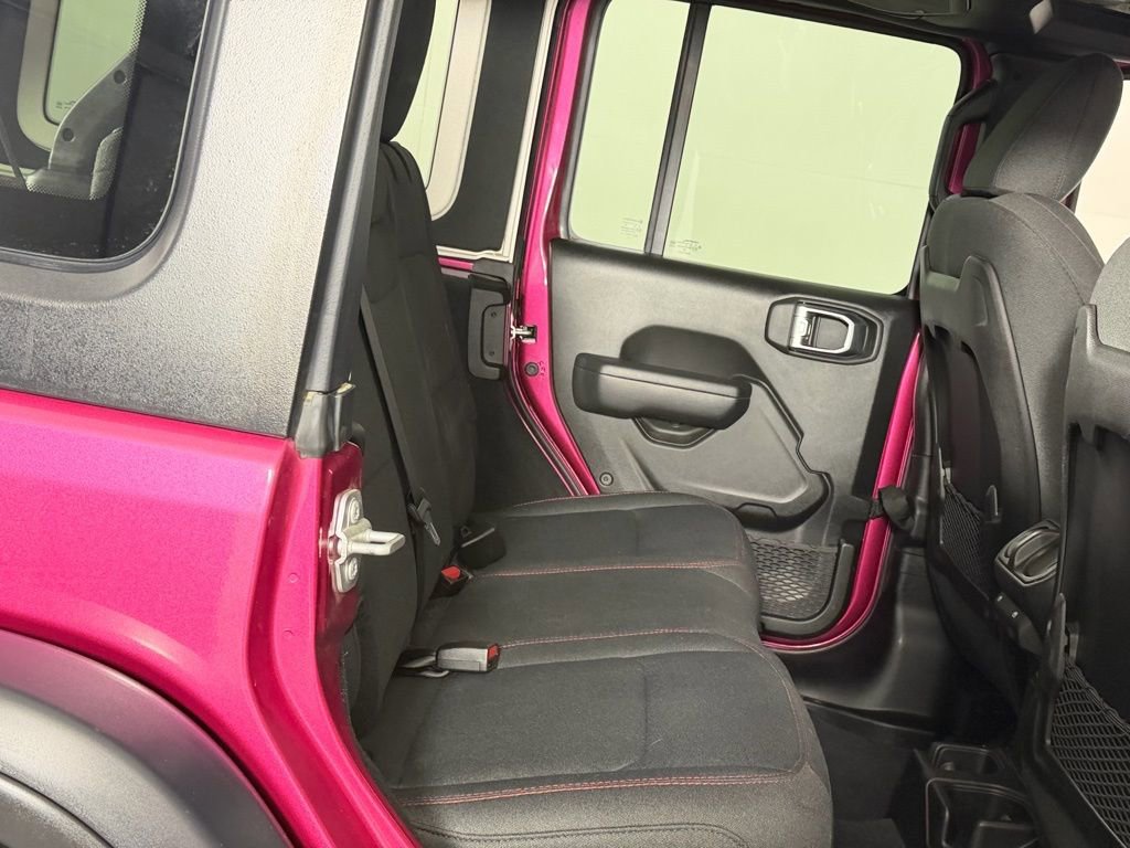 Used 2024 Jeep Wrangler Unlimited Rubicon image 31